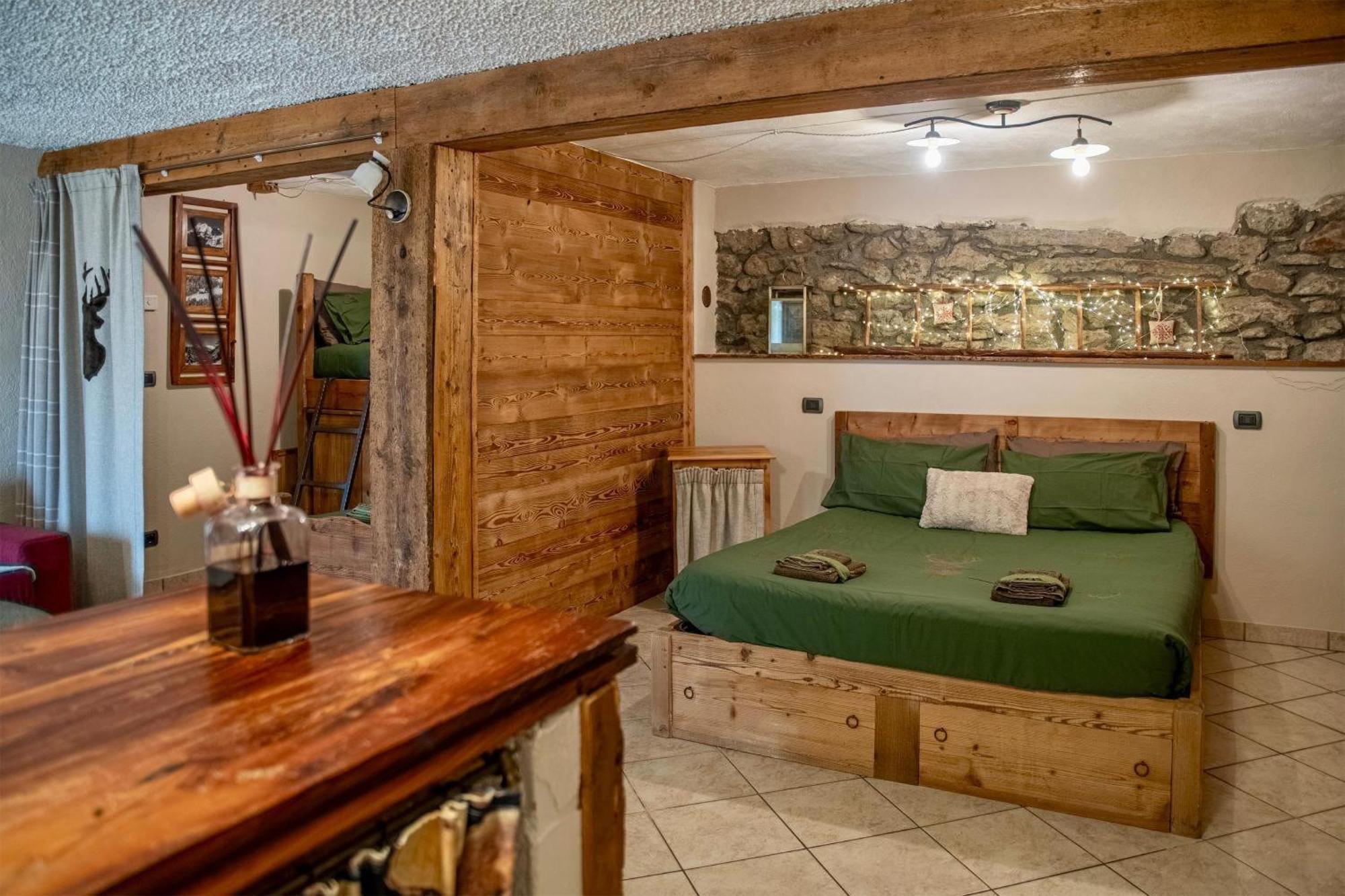 La Maison De Karen The Deer House Gignod Exterior foto